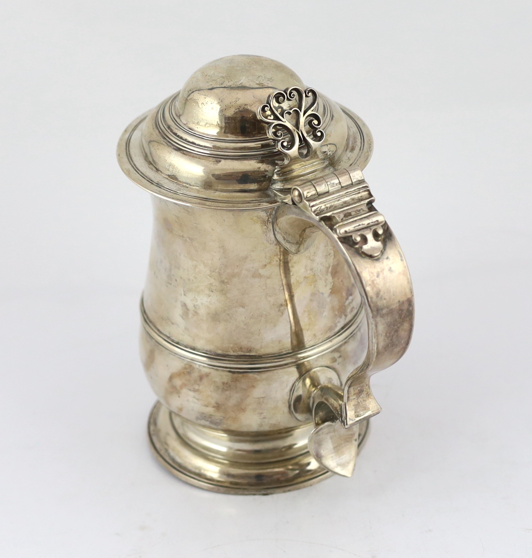 A George III silver tankard by W & J Priest